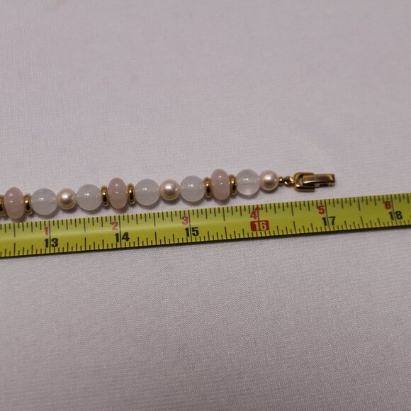 Rose and White Quartz Gemstone and Pearl Necklace - Picture 7 of 7